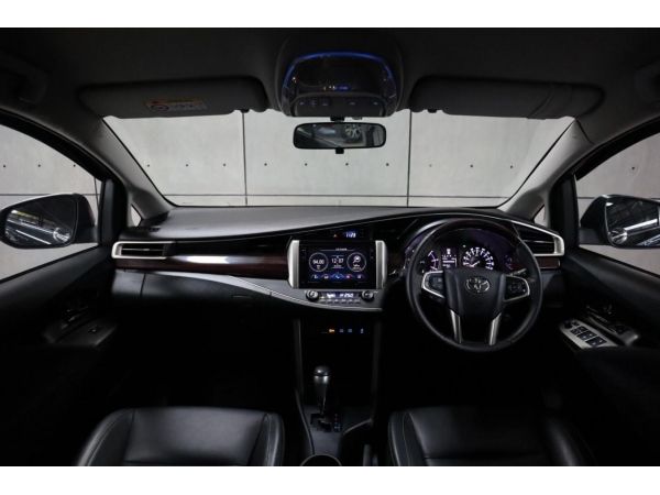 2018 Toyota Innova 2.8  Crysta V Wagon AT(ปี 16-20) B1633 รูปที่ 3